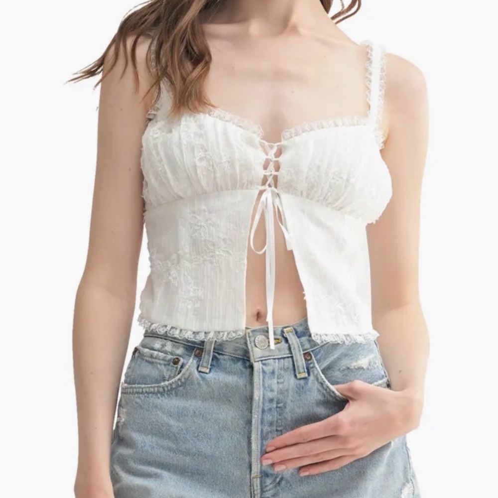All‎ In Favor White Lace-Trim Tie-Front Crop Top